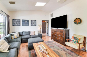 Yosemite Wellbeing Retreat on 5 Acres with Mtn Views